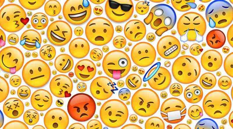 Emojis RAE usar antes o después del punto