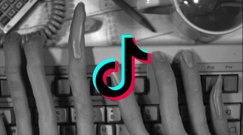 Slit Scan TikTok