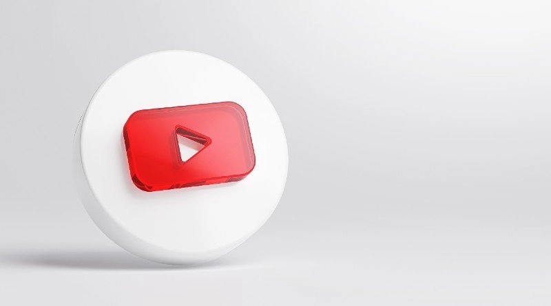 YouTube logo sobre Blanco