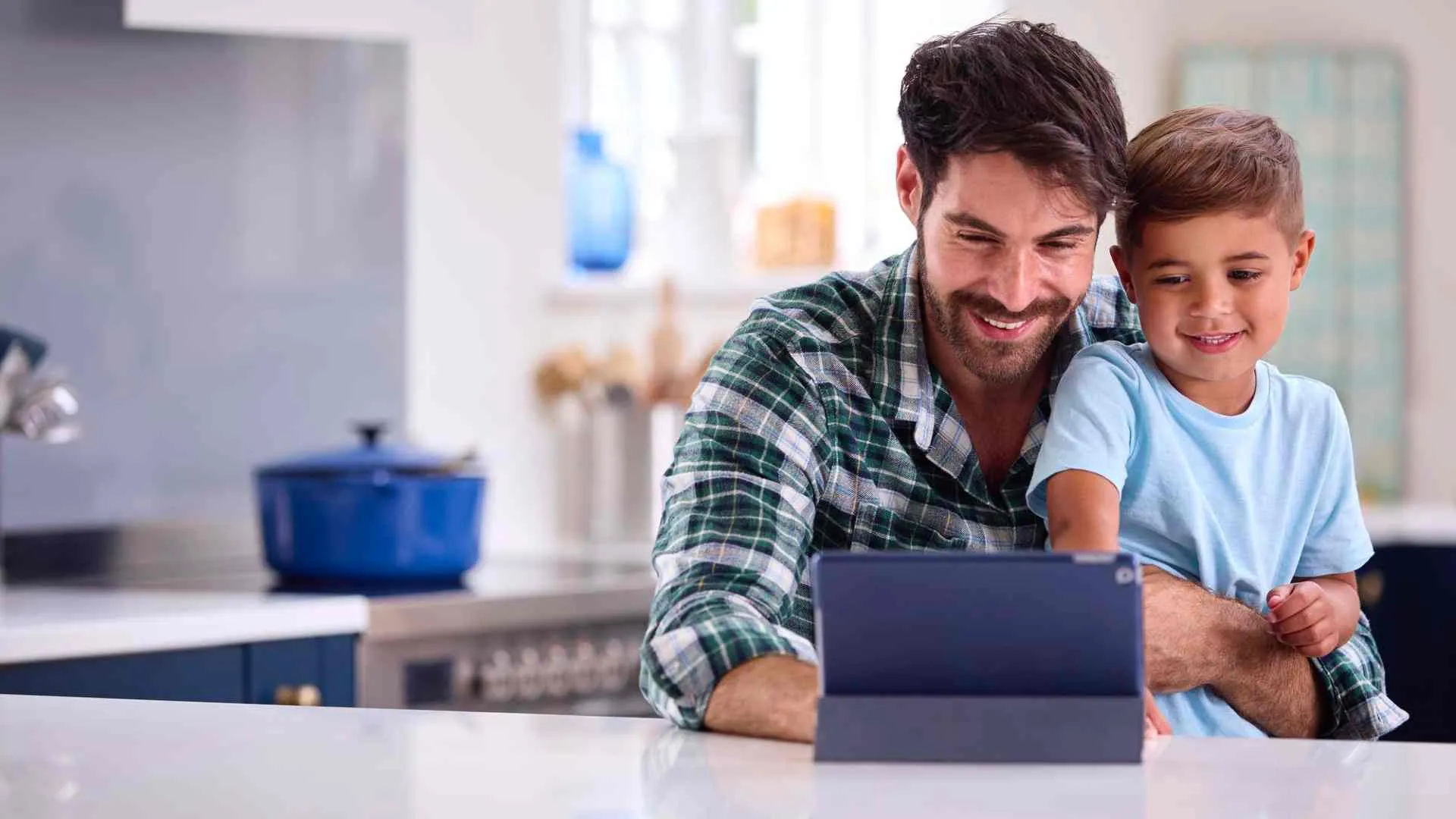 padre e hijo tecnologia